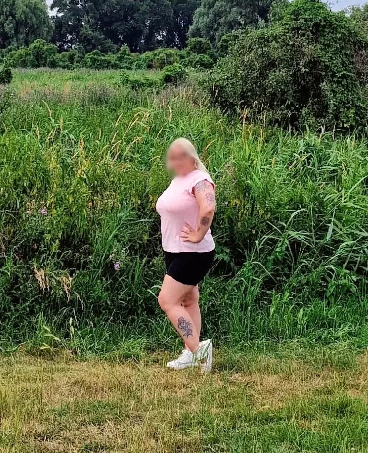 Bente, 38