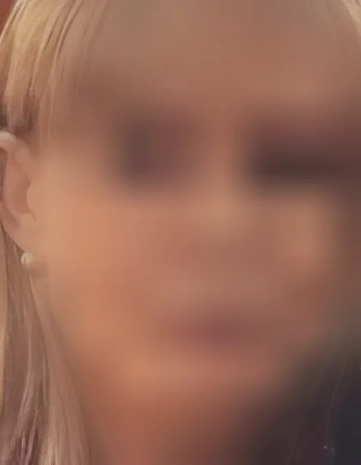 Merle, 25